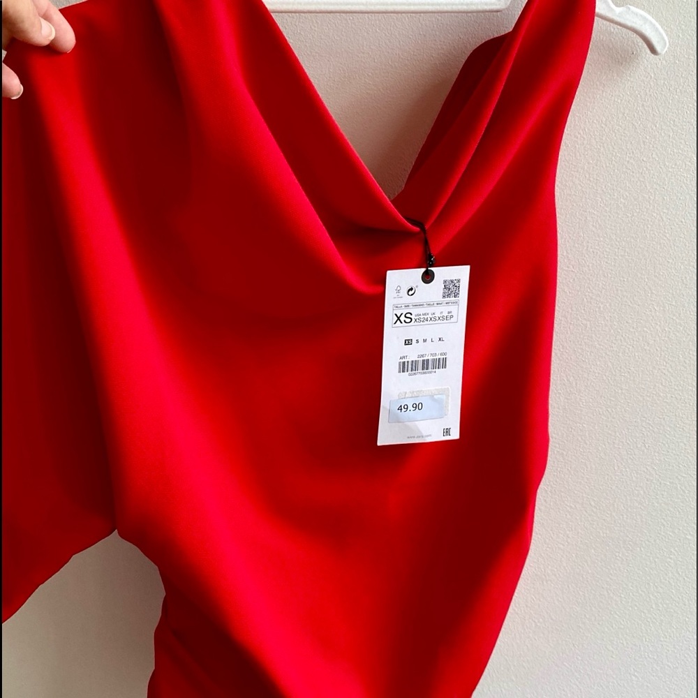 One arm top